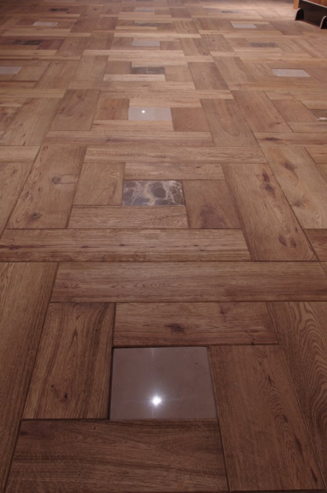 Linea Duchamp — ARBOLGALLERY SRL