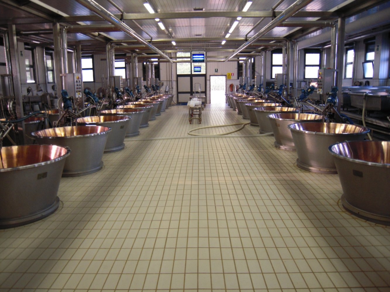 KLINKER  pavimentazioni per l'industria alimentare — Real srl
