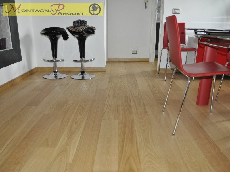 Plancia Prefinita 2 strati Rovere Naturale — Montagna Parquet