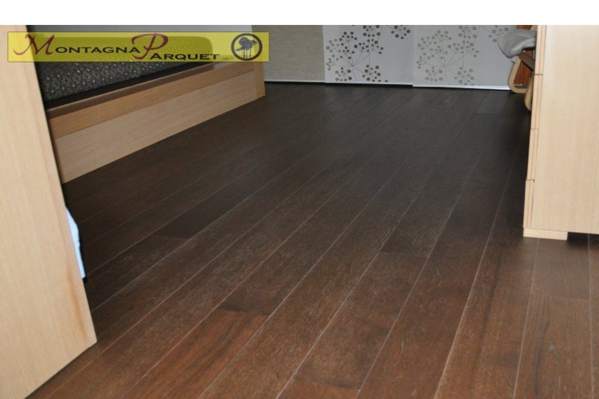 Plancia Prefinita 2 strati Rovere Tinto Castagno — Montagna Parquet
