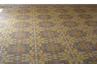 Ceramica vietrese da pavimento e rivestimento