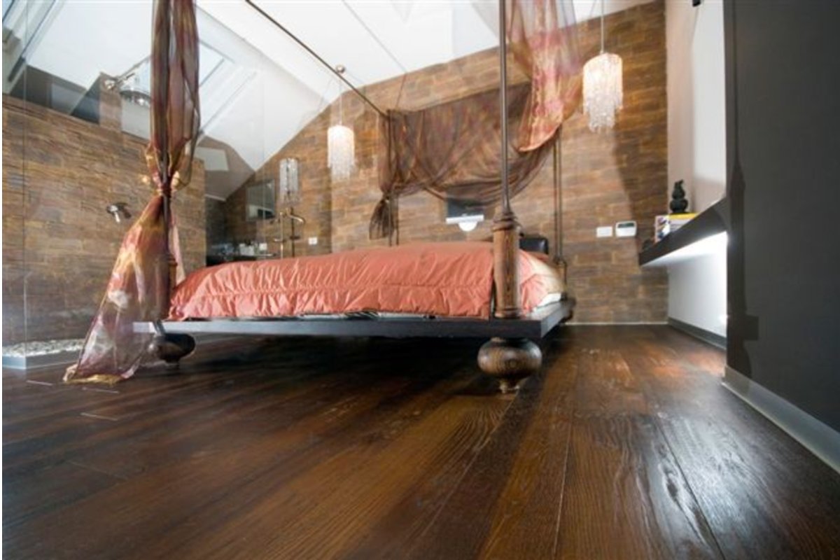Pavimenti in legno antico in Rovere — ANTICO CADORE SRL