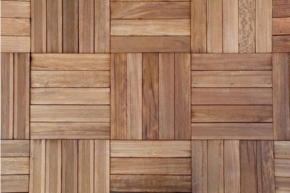 Pavimenti in teak per esterni a quadrotti — ANTICO CADORE SRL