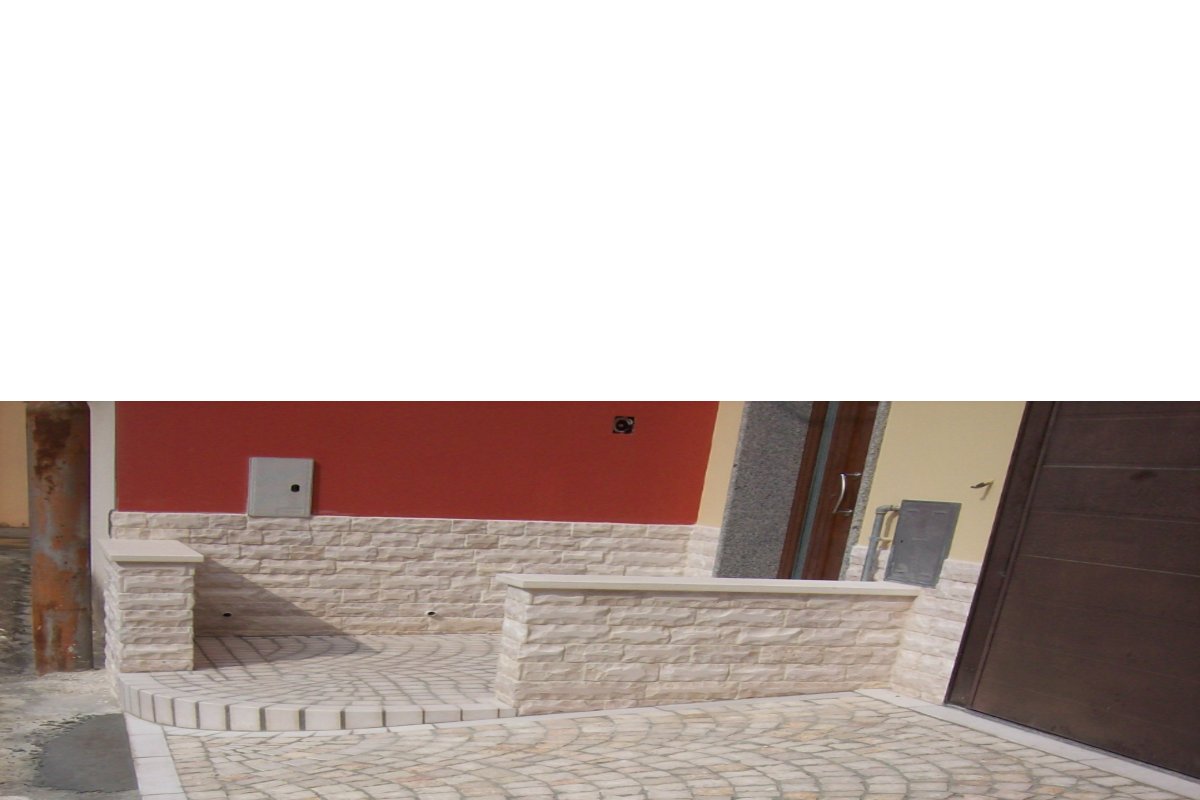 pavimento in sampietrini in marmo di apricena — PLM PAVIMENTI ARTISTICI