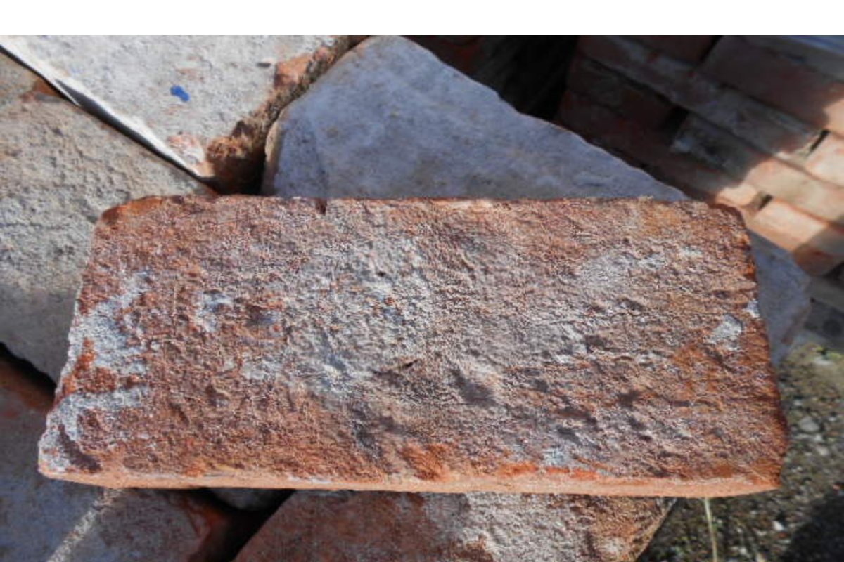 Mattoni in cotto antichi — Recuperando Brick and Stone