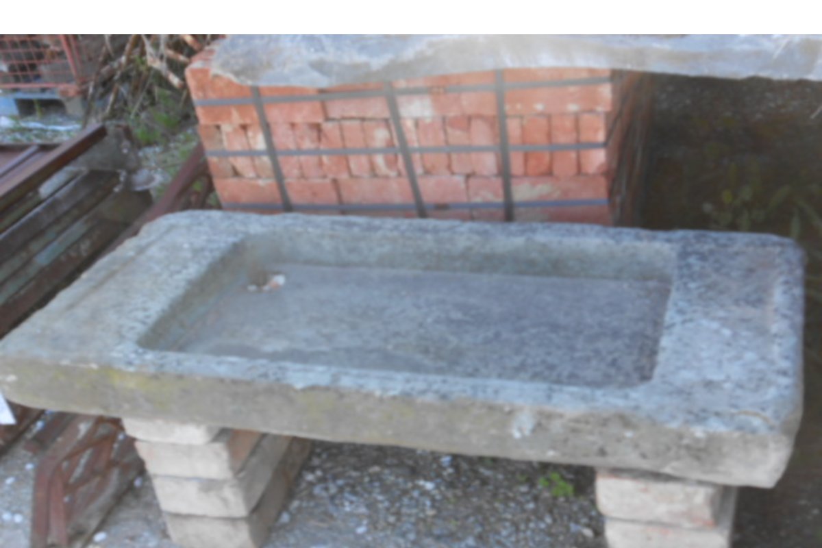 Acquai in pietra da cucina antichi — Recuperando Brick and Stone
