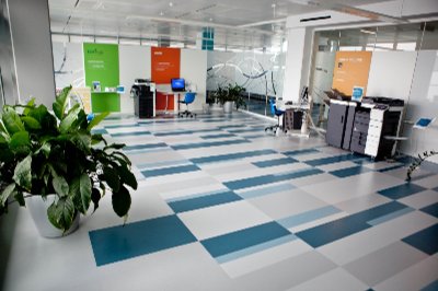 Pavimenti vinilici autoposanti FRACTILE  S 608 AS