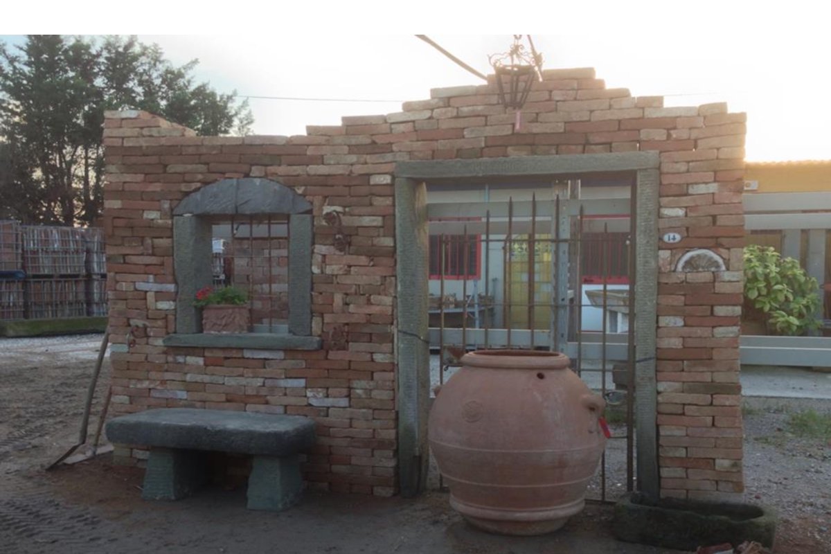 portale in pietra arenaria antico — Recuperando Brick and Stone