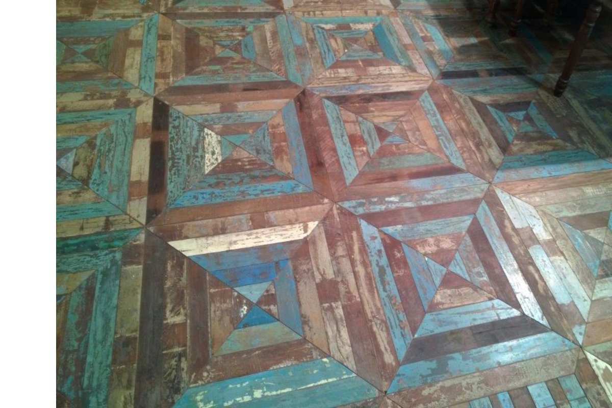 pavimento in teak antico colori originale — Artepronta s.a.s.