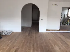 Plancia rustica in rovere certificata CE — immagine 1 di 9