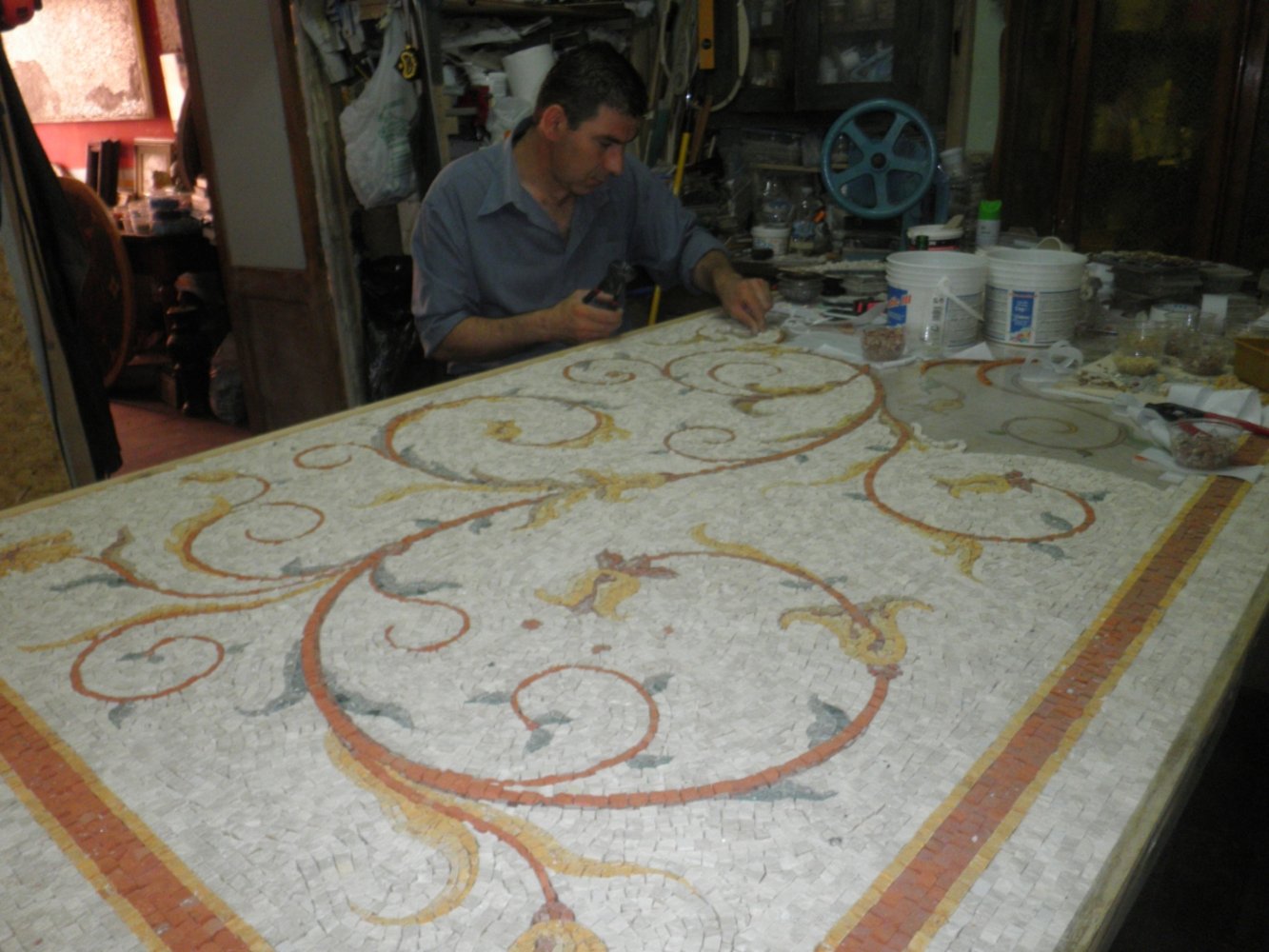 Pavimenti e rivestimenti in mosaico artistico — La Bottega delle Arti Antiche