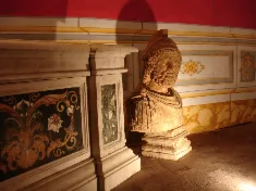 Pavimenti e rivestimenti in marmo intarsiati — immagine 1 di 5