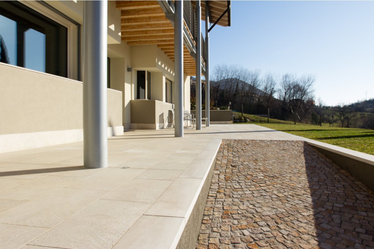 Casa Privata in Travertino e Pietra — Viel Emozione Pietra