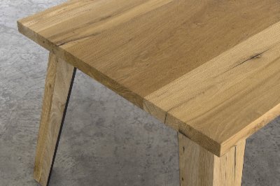 Tavoli in legno antico di recupero