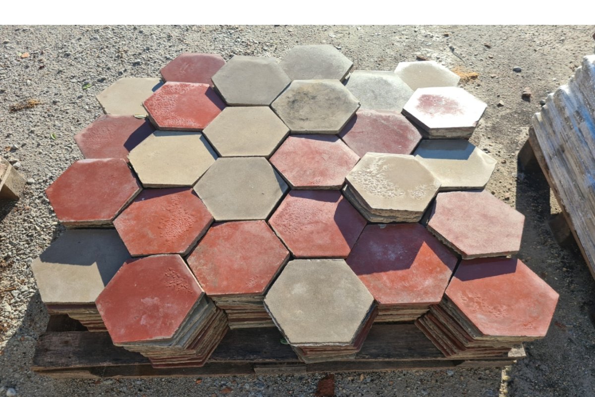 Pavimento di cementine — Antiche Demolizioni