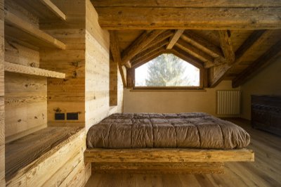 Rivestimento pareti in legno antico