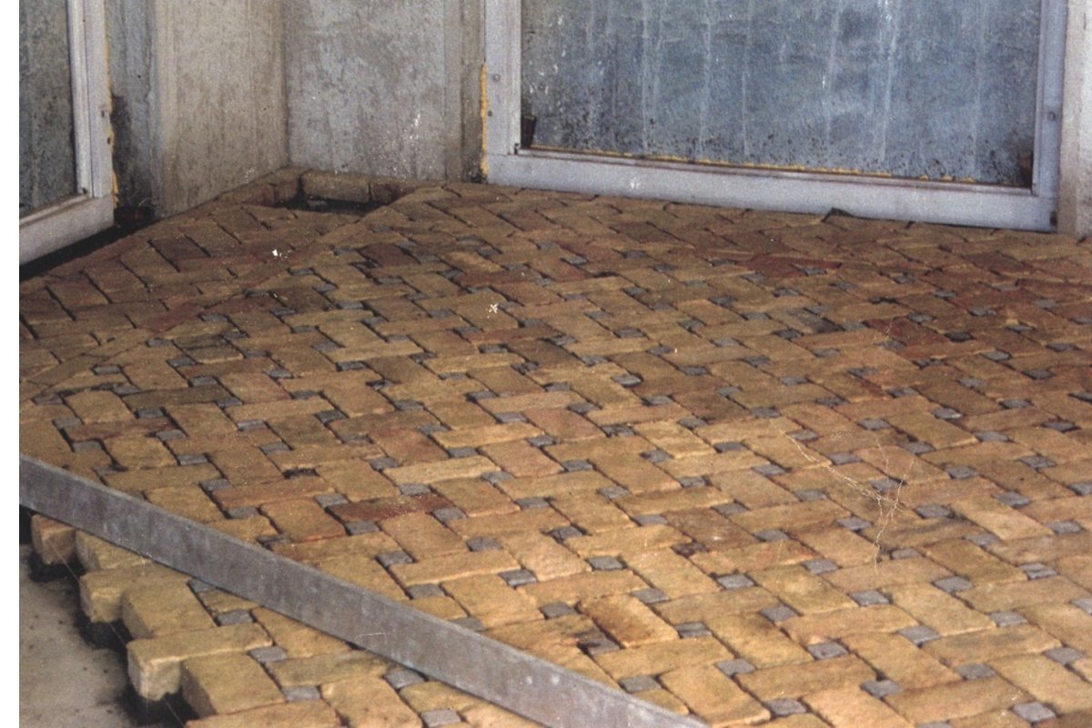 pavimento in cotto artigianale — SOLS - Interni di Prestigio