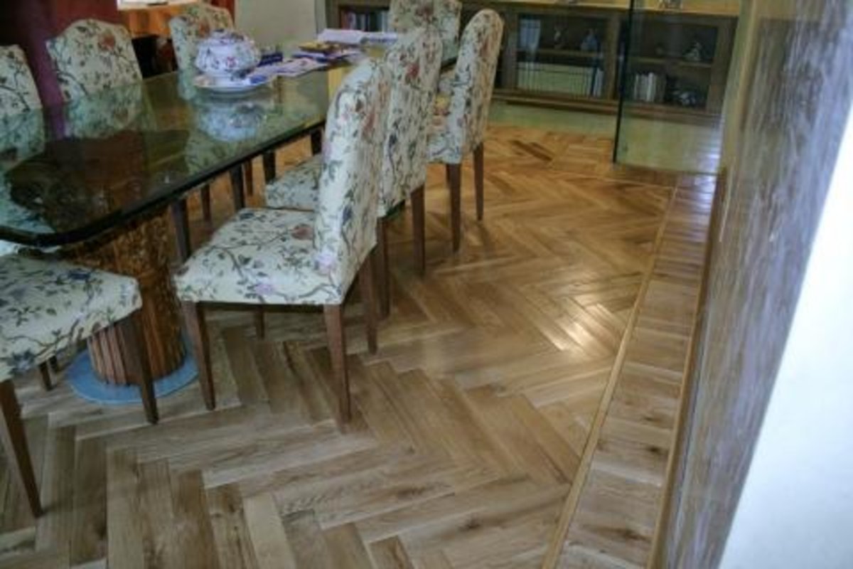 Pavimenti in legno a spina di pesce — SOLS - Interni di Prestigio