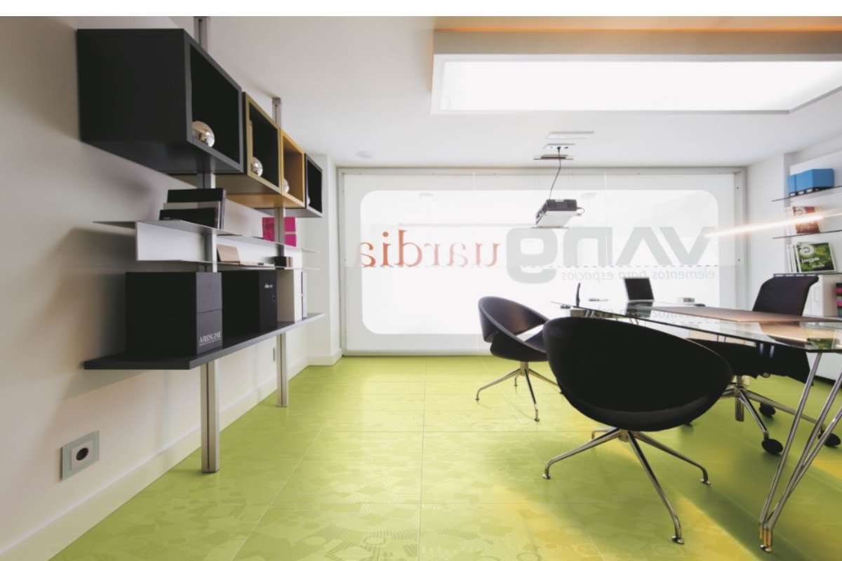 Pitagora — Ceramica Vogue