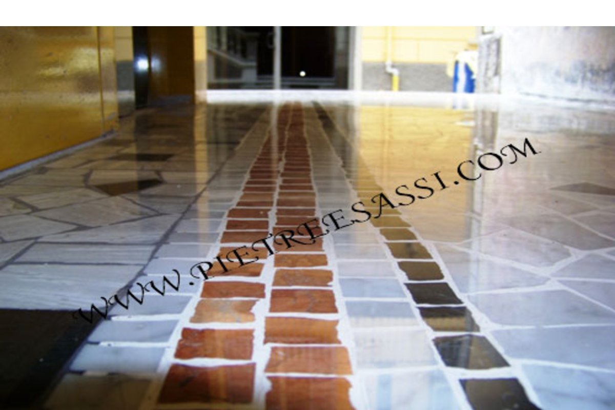 pavimento in palladiana e mosaico di marmo — Pietre e Sassi