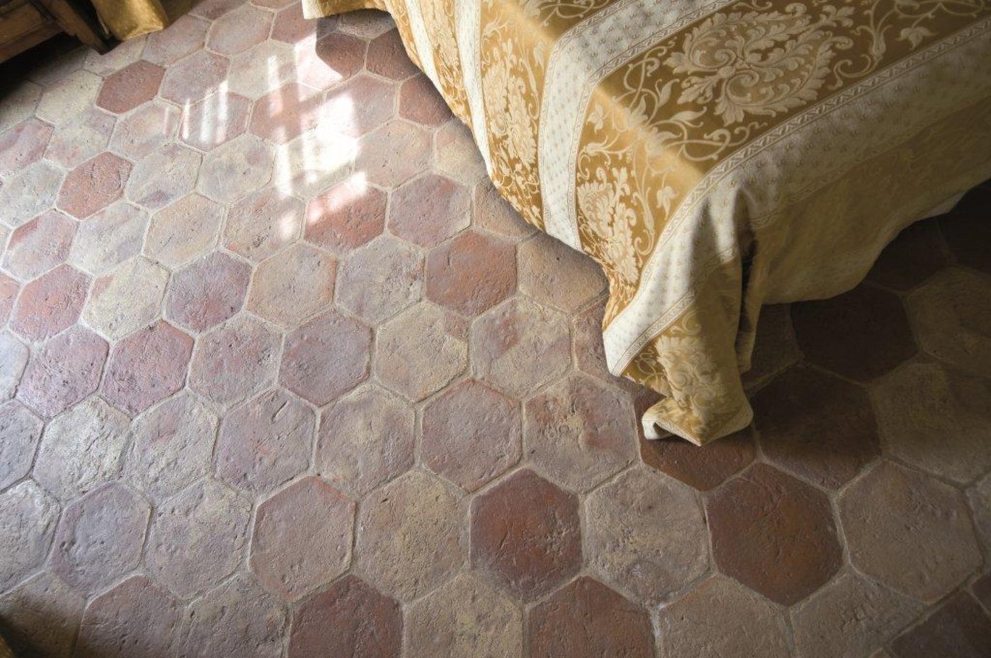 Esagono lato 14 — Cotto Etrusco by Materia+ Srl