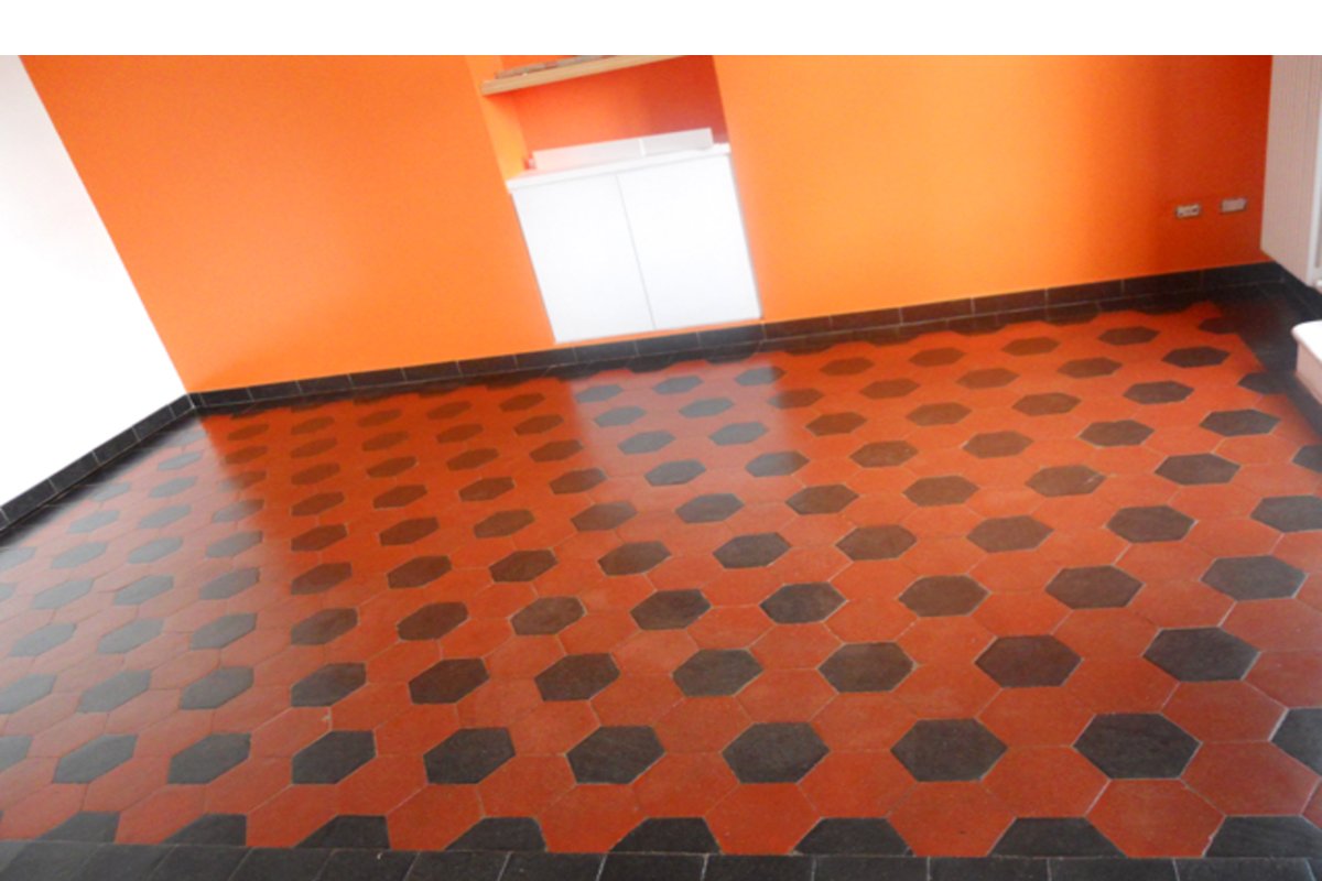 Pavimenti in cementine: recupero e trattamento — Floor Treatment